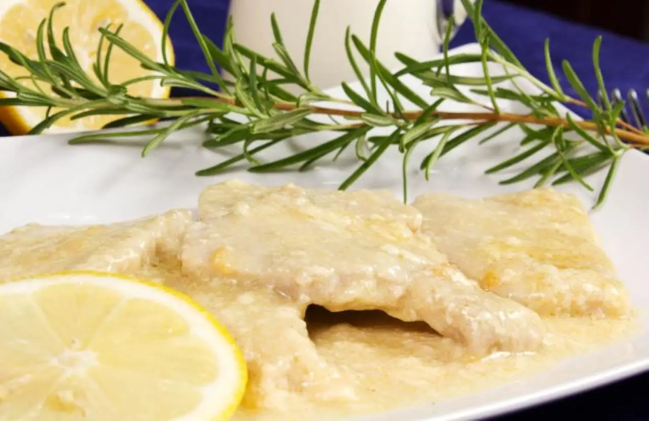 Scaloppine al limone: il segreto per una carne tenera e gustosa