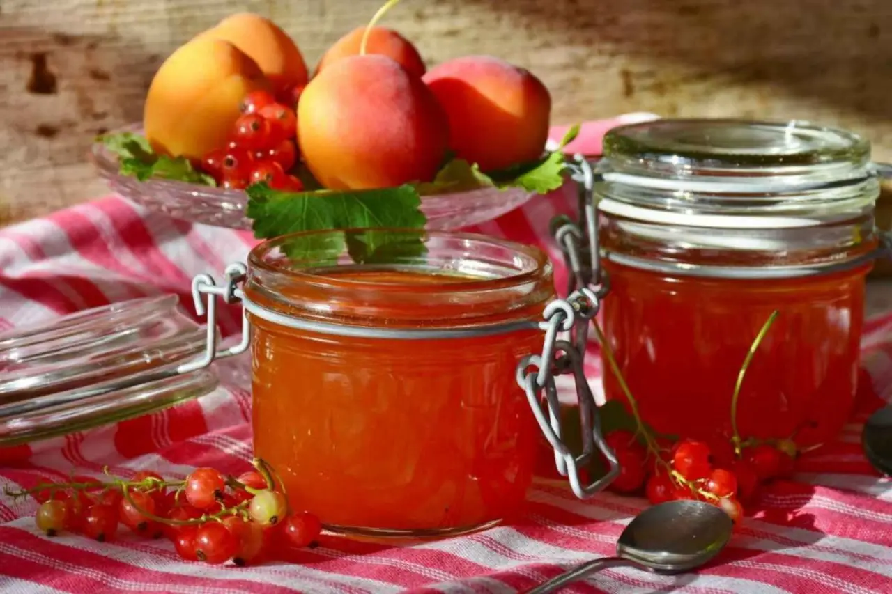 Hai mai provato a fare la marmellata senza zucchero? Ecco la ricetta facile e veloce
